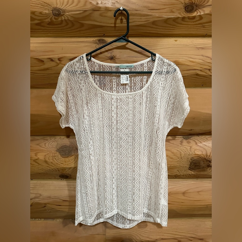 Maurices off-white lace dress top. Size Small. New with tags.